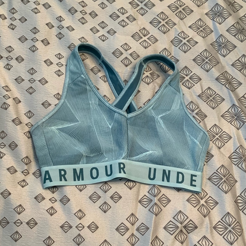 Women’s Under Armour sports bra